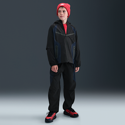 Nike Tech Older Kids' (Boys') Woven Jacket. Nike LU